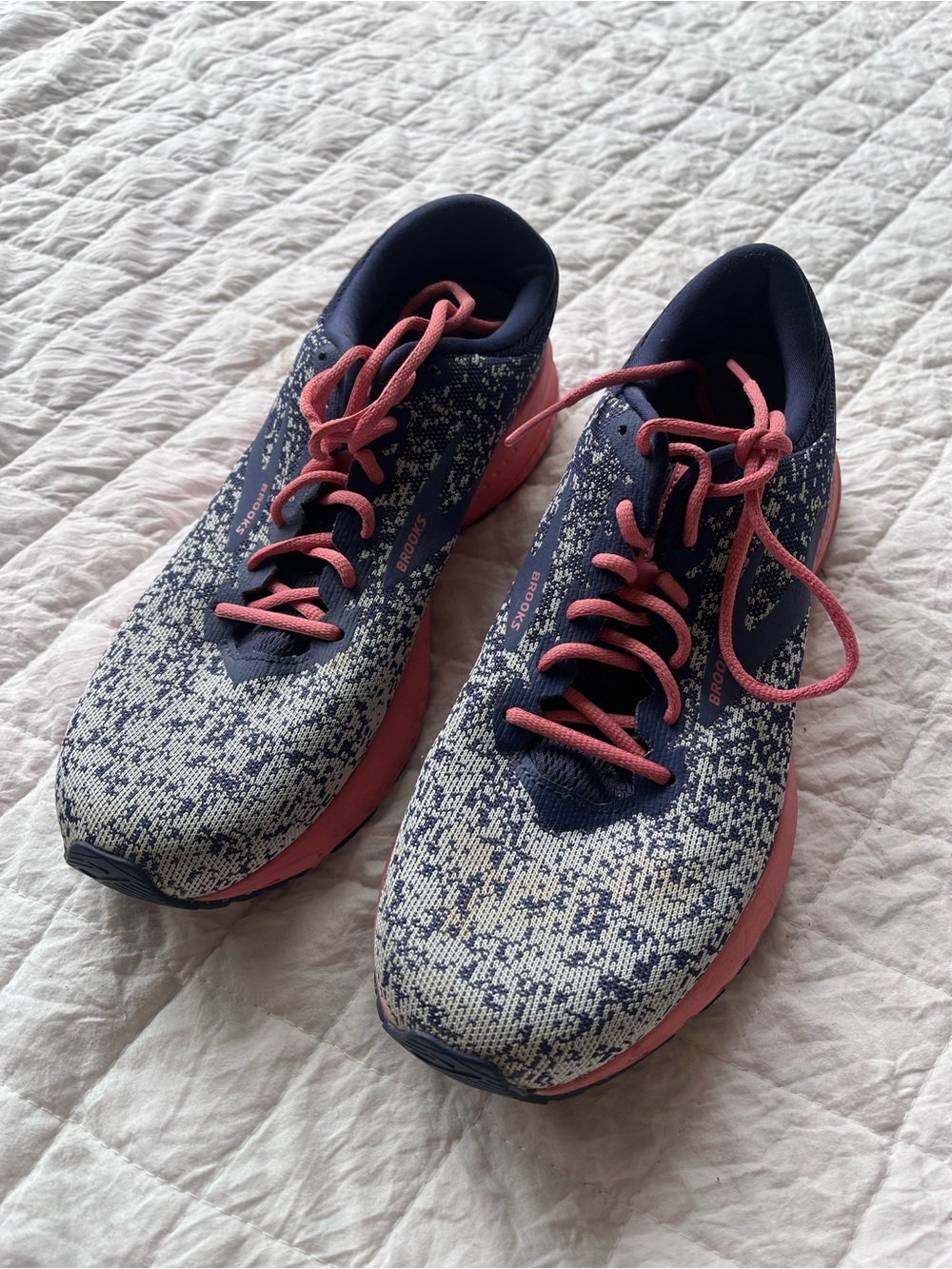 Brooks Women’s Athletic Shoes in Navy and Pink